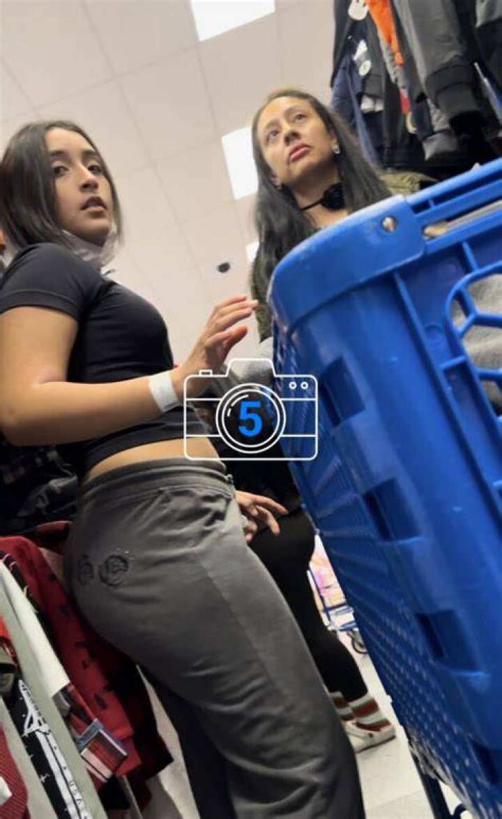 Candid voyeur image gallery site comparison