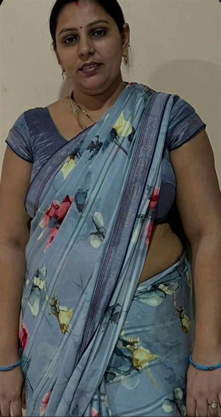 Desi bhabhi and aunty Indian adult video categories