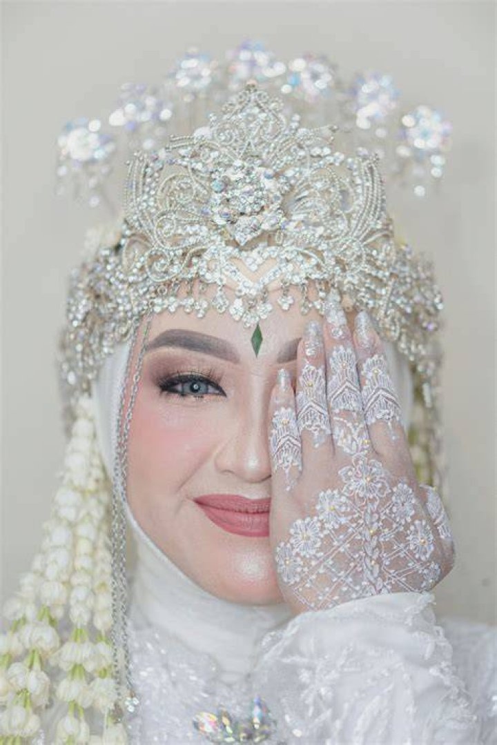 Indonesian adult video content