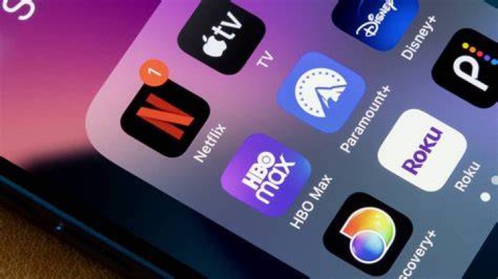 Mobile video streaming responsive design on smartphone